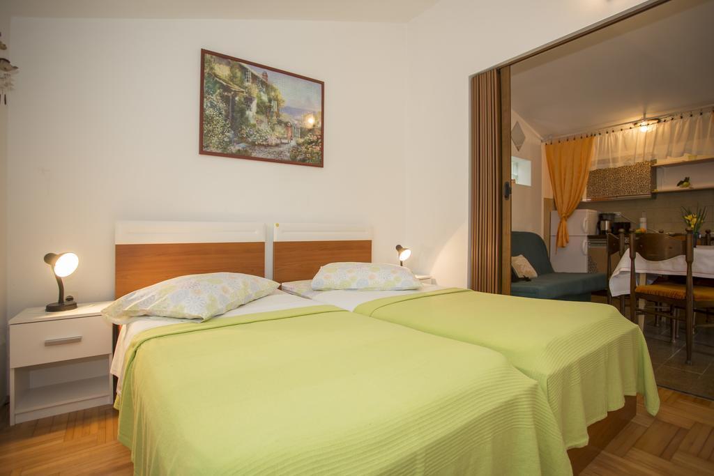 Apartments Pula 1618 Zewnętrze zdjęcie